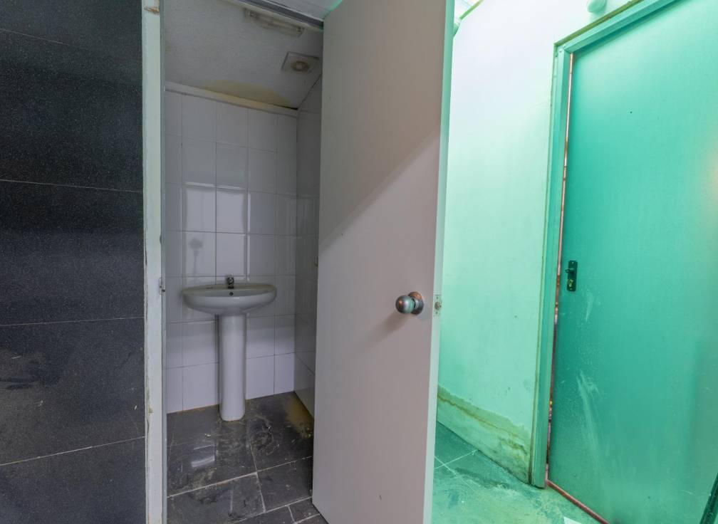 Resale - Building - Elche - Centro