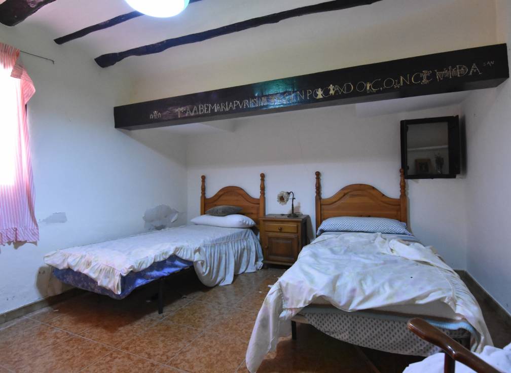 Resale - Building Site - Lietor - Castilla la mancha