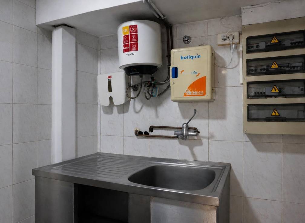 Resale - Business Premises - Elche - Asilo - Pisos Azules