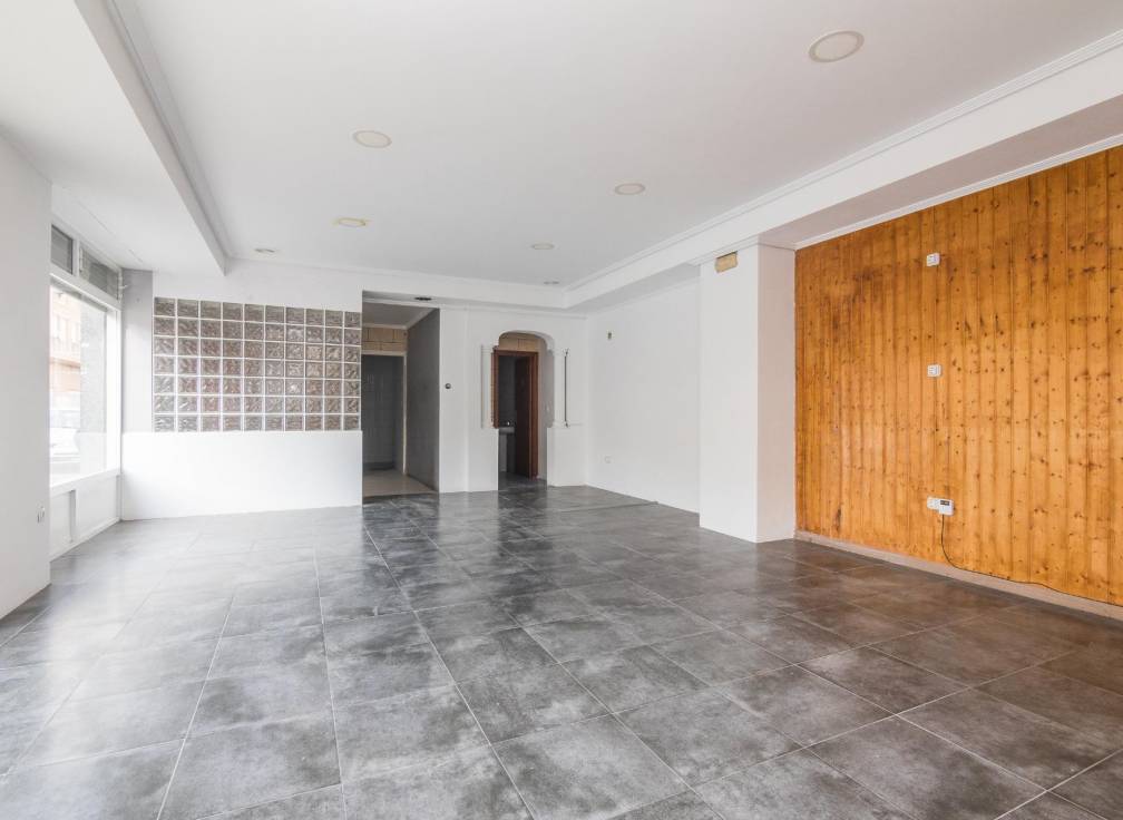 Resale - Business Premises - Torrellano - Centro