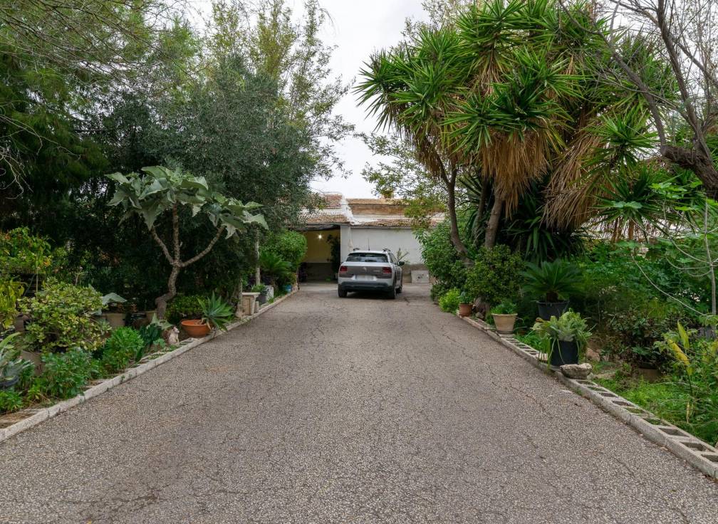 Resale - Country House - La hoya