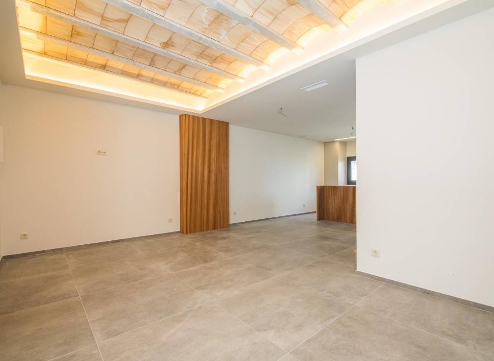 Resale -  - Elche - Raval - Puertas Coloradas