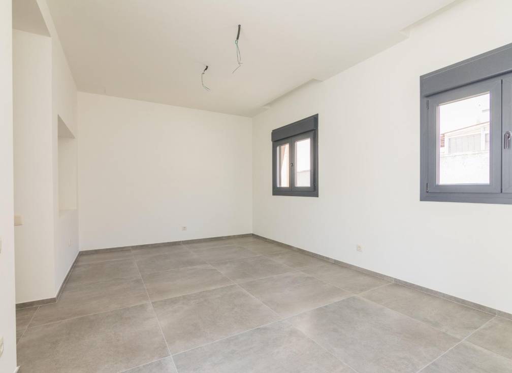 Resale -  - Elche - Raval - Puertas Coloradas