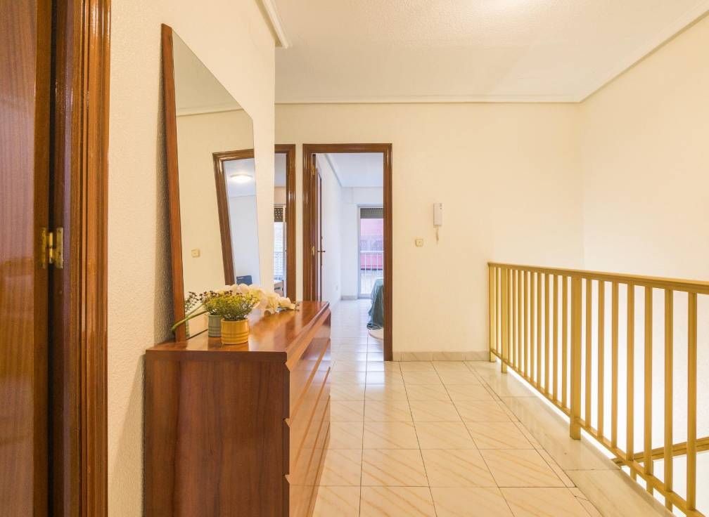 Resale -  - Elche - Reina Victoria-Miguel Hernández