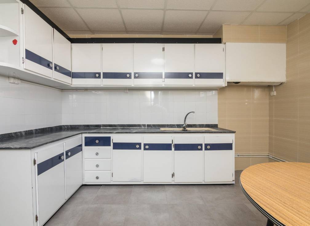 Resale -  - Elda - Centro