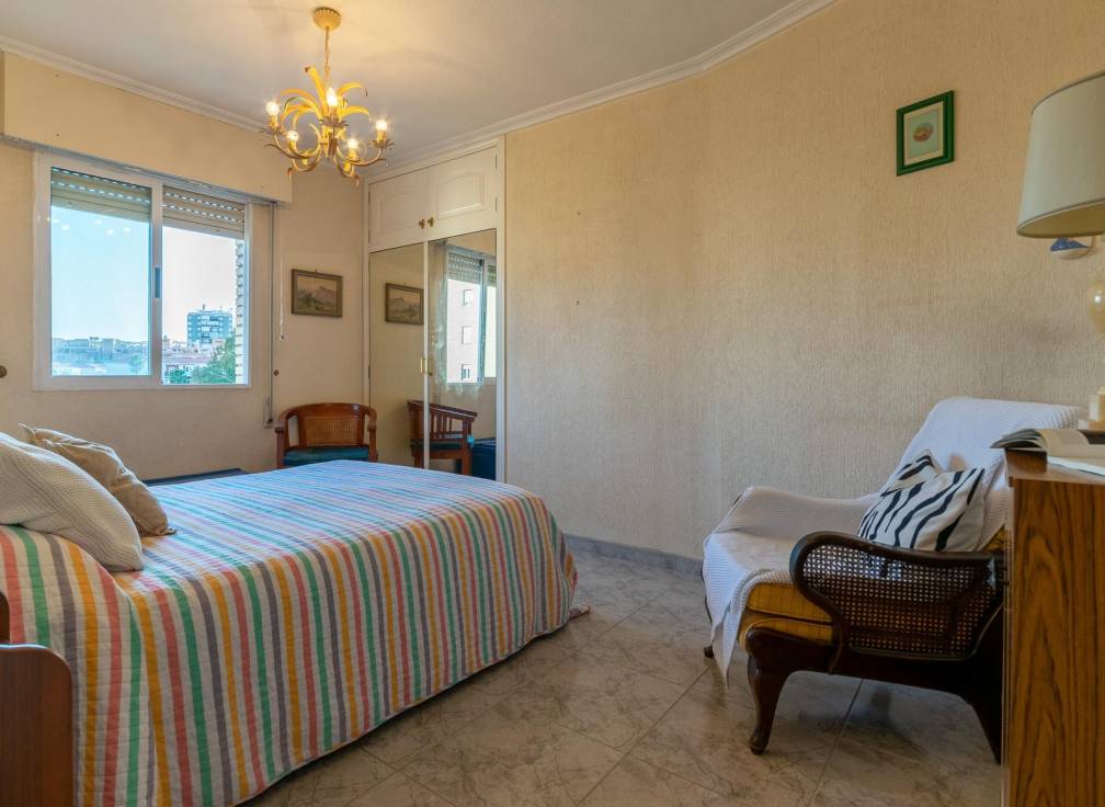 Resale - Flat - Alicante - Alipark