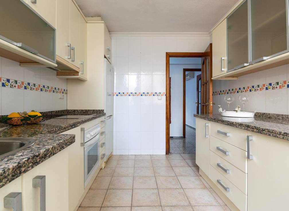 Resale - Flat - Alicante - Carolinas Bajas