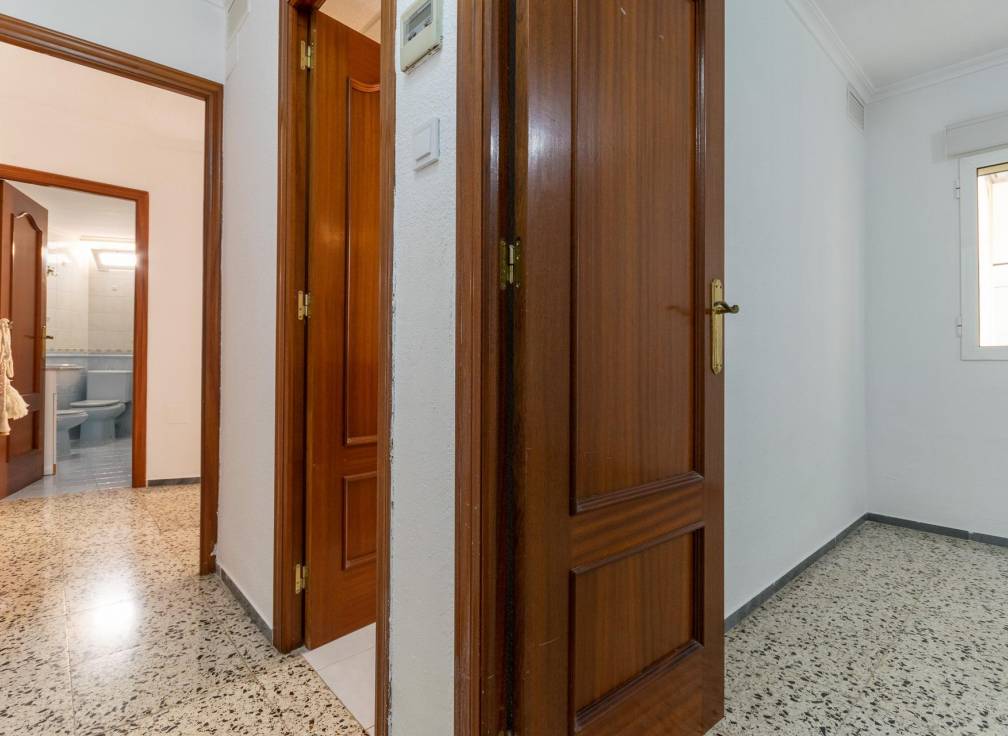 Resale - Flat - Alicante - Carolinas Bajas