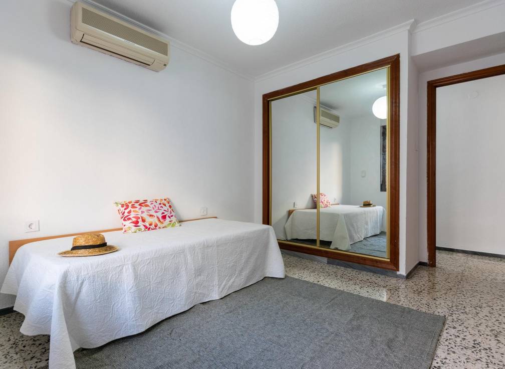 Resale - Flat - Alicante - Carolinas Bajas