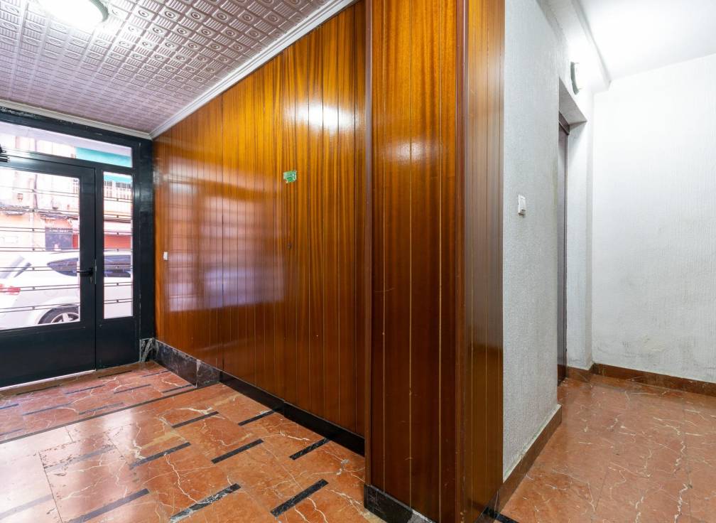 Resale - Flat - Alicante - Carolinas Bajas