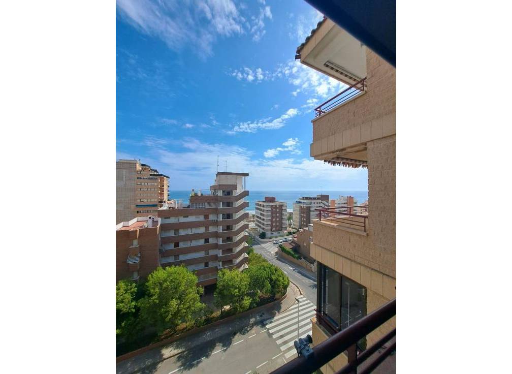 Resale - Flat - Arenales del Sol - Tercera linea playa