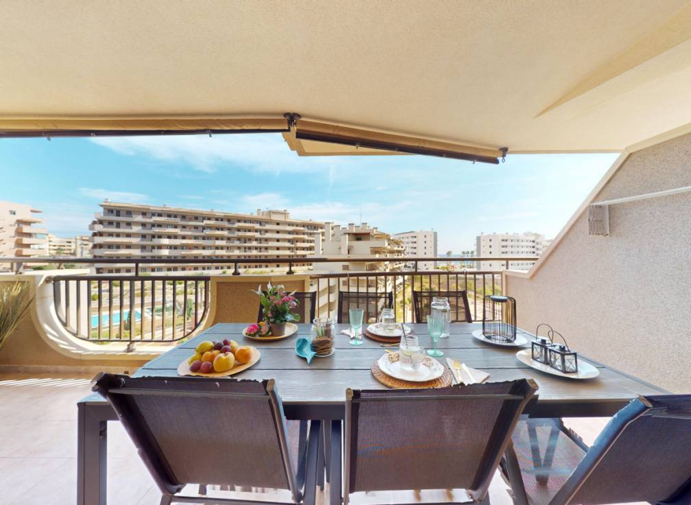 Resale - Flat - Arenales del Sol