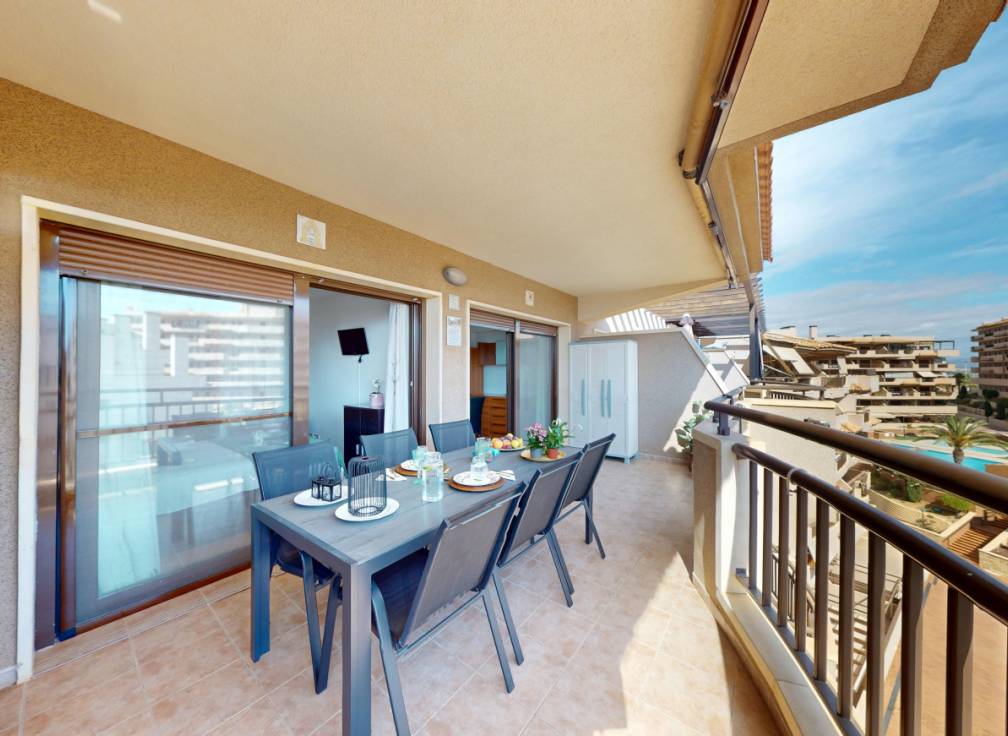 Resale - Flat - Arenales del Sol