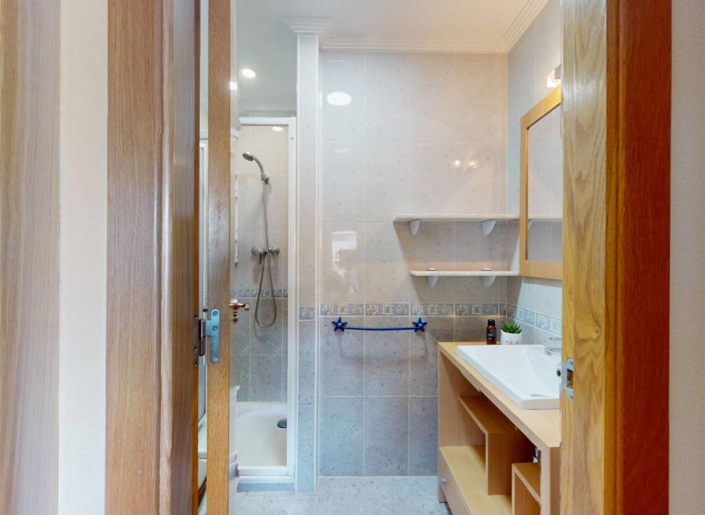 Resale - Flat - Arenales del Sol