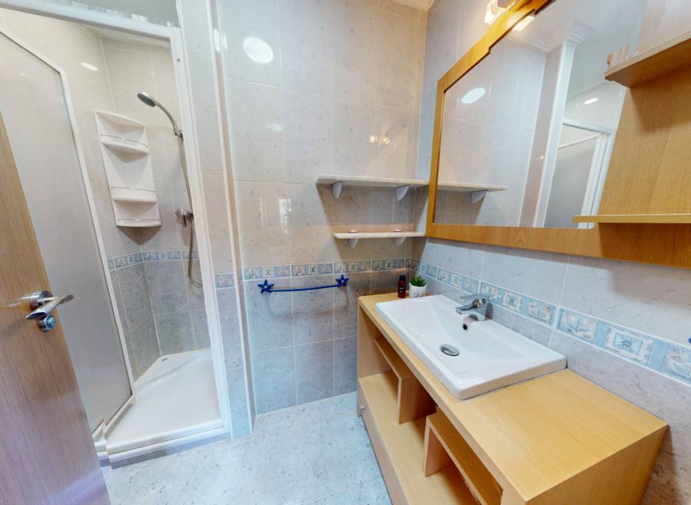 Resale - Flat - Arenales del Sol