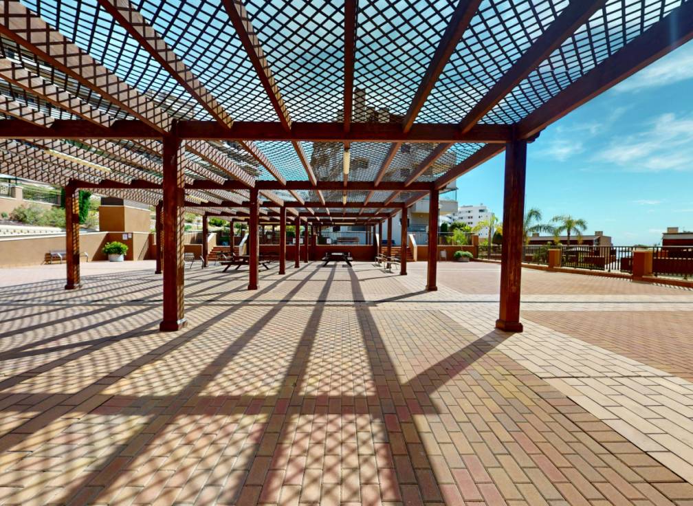 Resale - Flat - Arenales del Sol