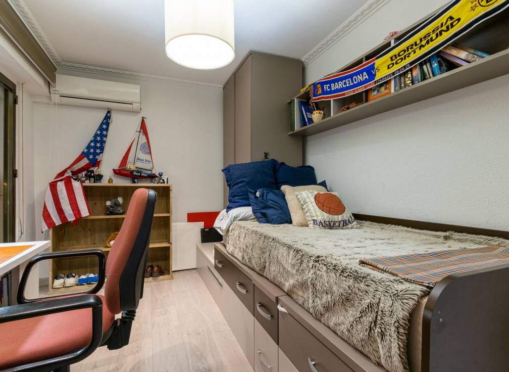 Resale - Flat - Crevillent - CENTRO