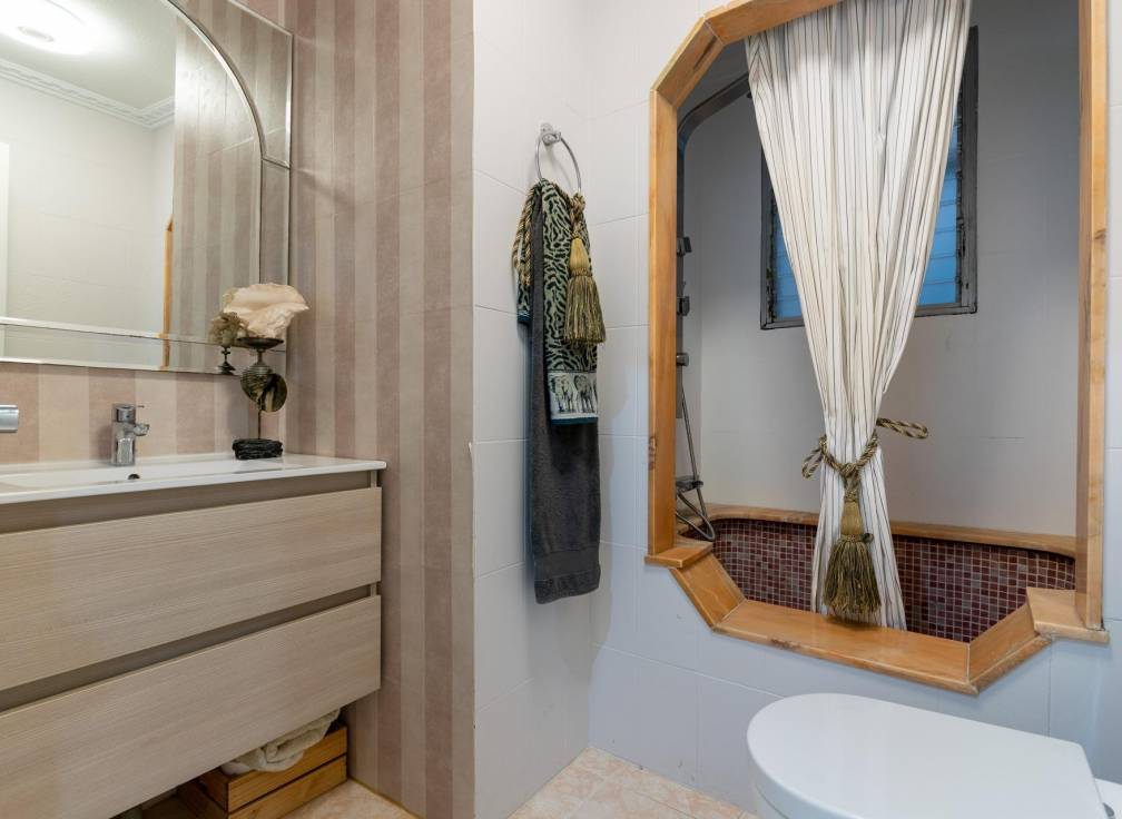 Resale - Flat - Crevillent - CENTRO