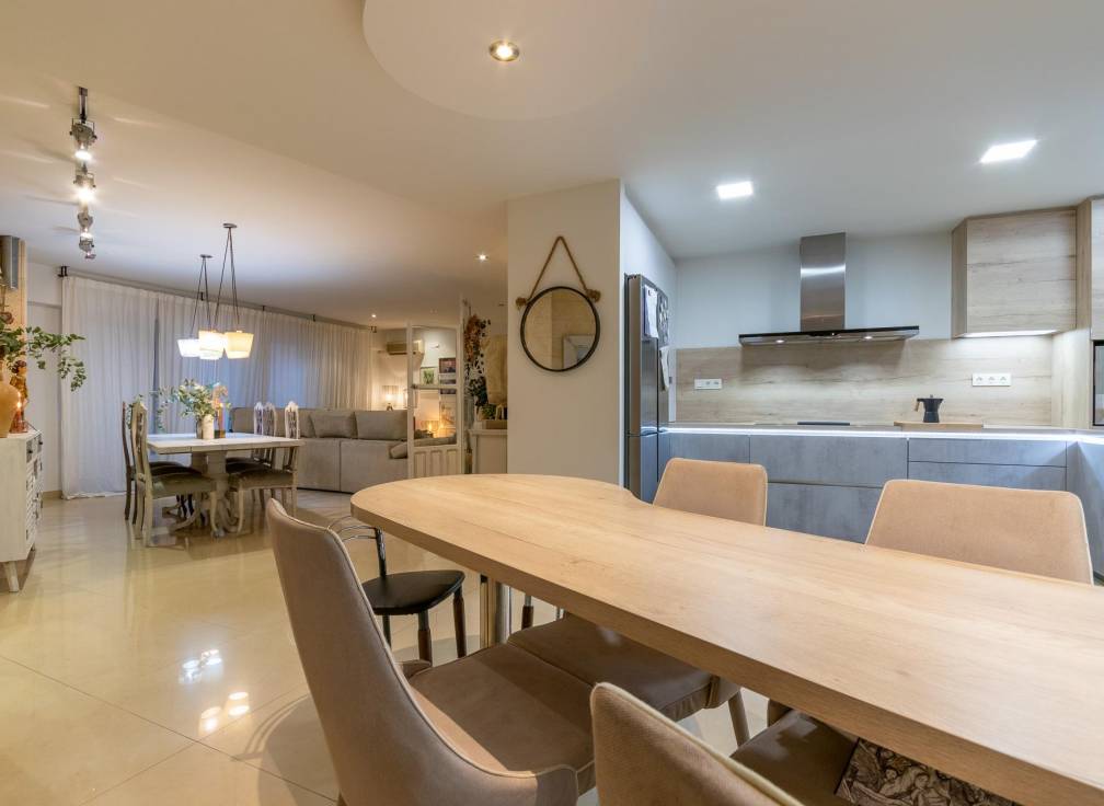 Resale - Flat - Crevillent - CENTRO