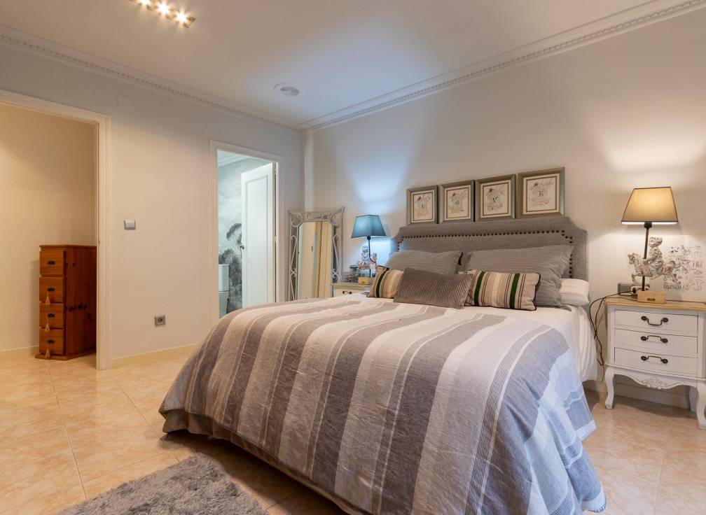 Resale - Flat - Crevillent - CENTRO