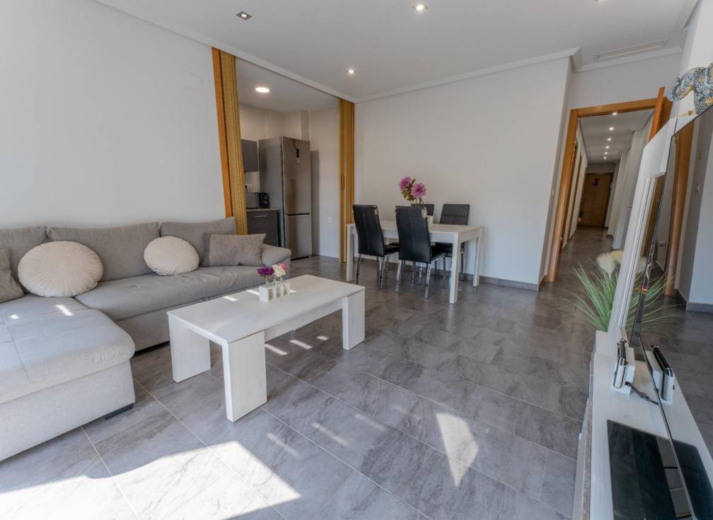 Resale - Flat - Dolores - Cervantes