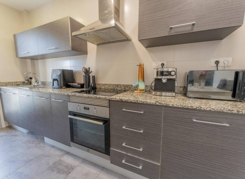 Resale - Flat - Dolores - Cervantes