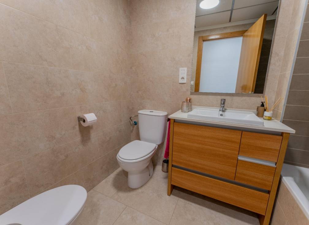 Resale - Flat - Dolores - Cervantes