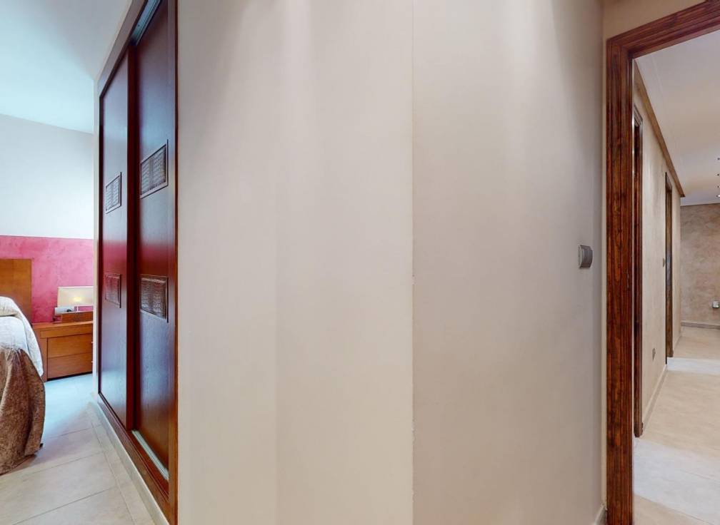 Resale - Flat - Dolores - pueblo