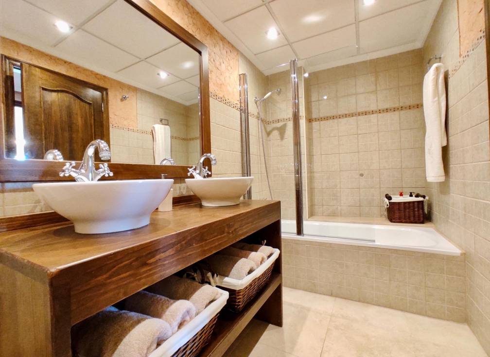 Resale - Flat - Dolores - pueblo