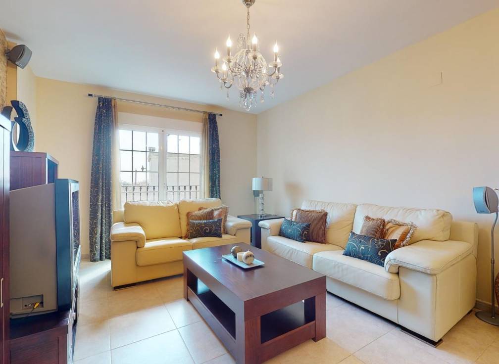 Resale - Flat - Dolores - pueblo