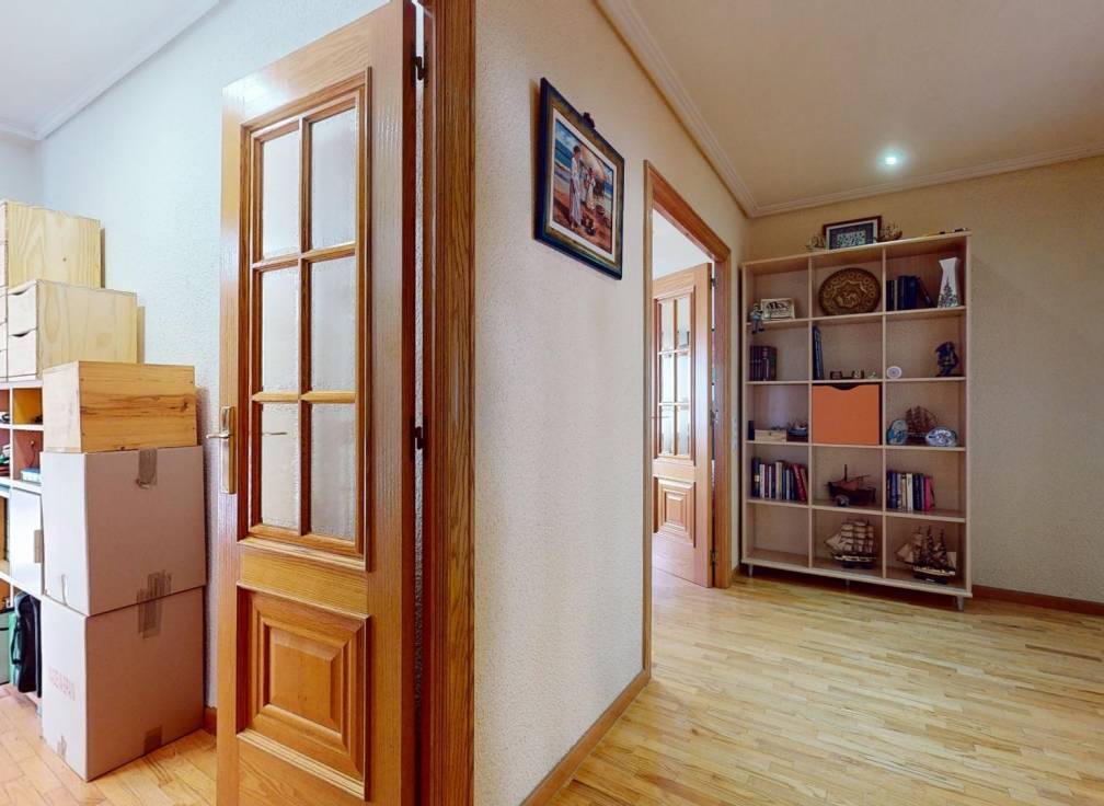 Resale - Flat - Elche - Asilo - Pisos Azules