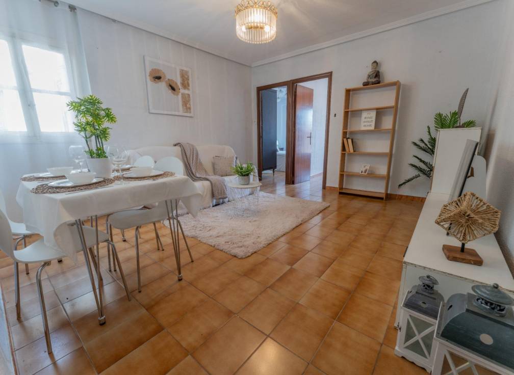 Resale - Flat - Elche - Asilo - Pisos Azules