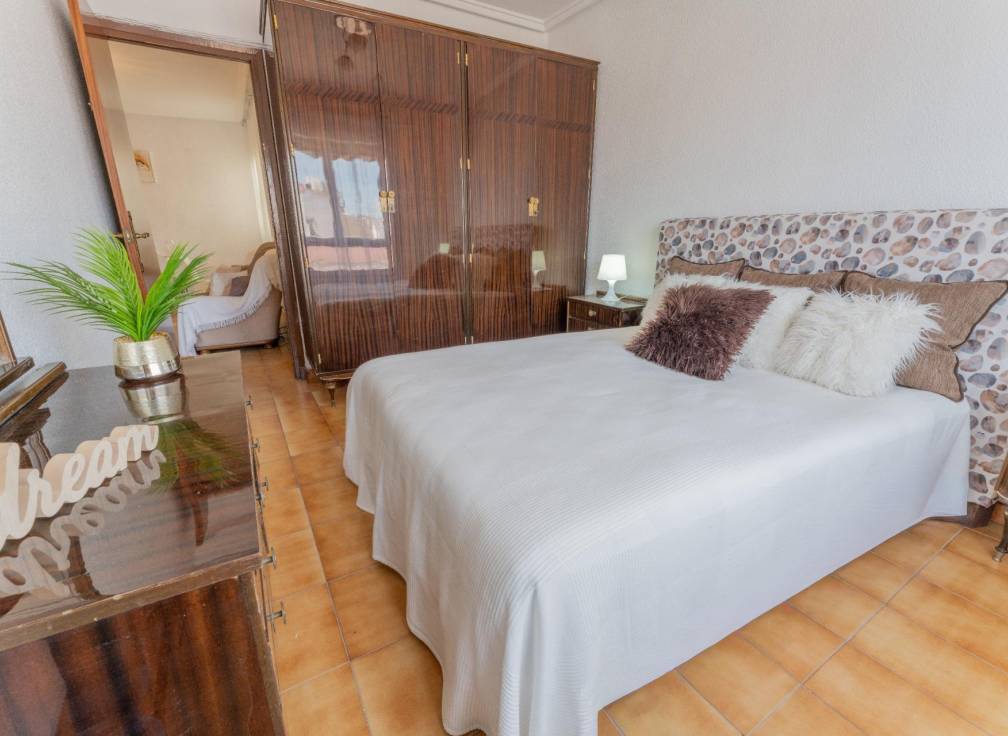 Resale - Flat - Elche - Asilo - Pisos Azules