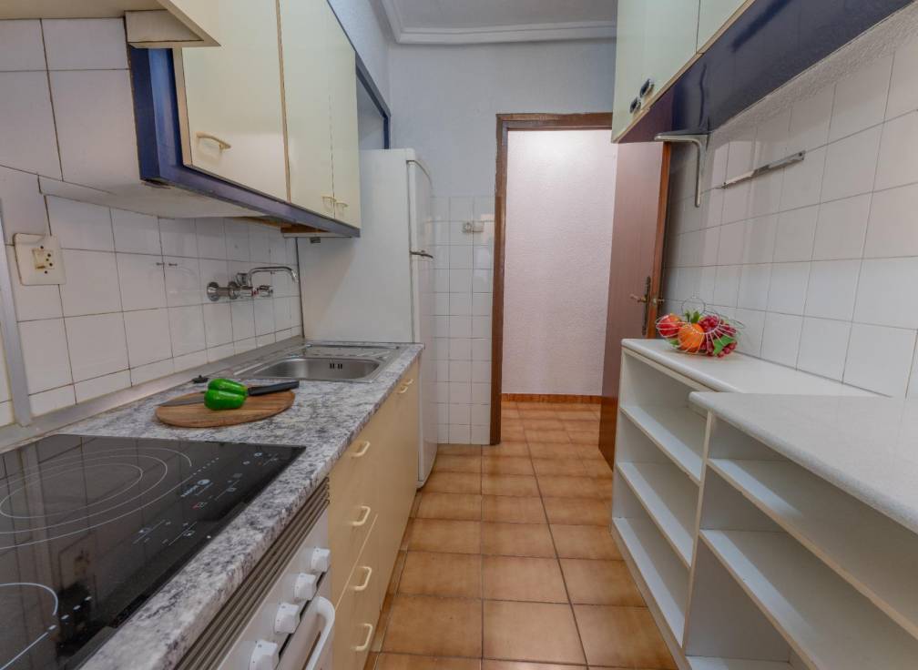 Resale - Flat - Elche - Asilo - Pisos Azules