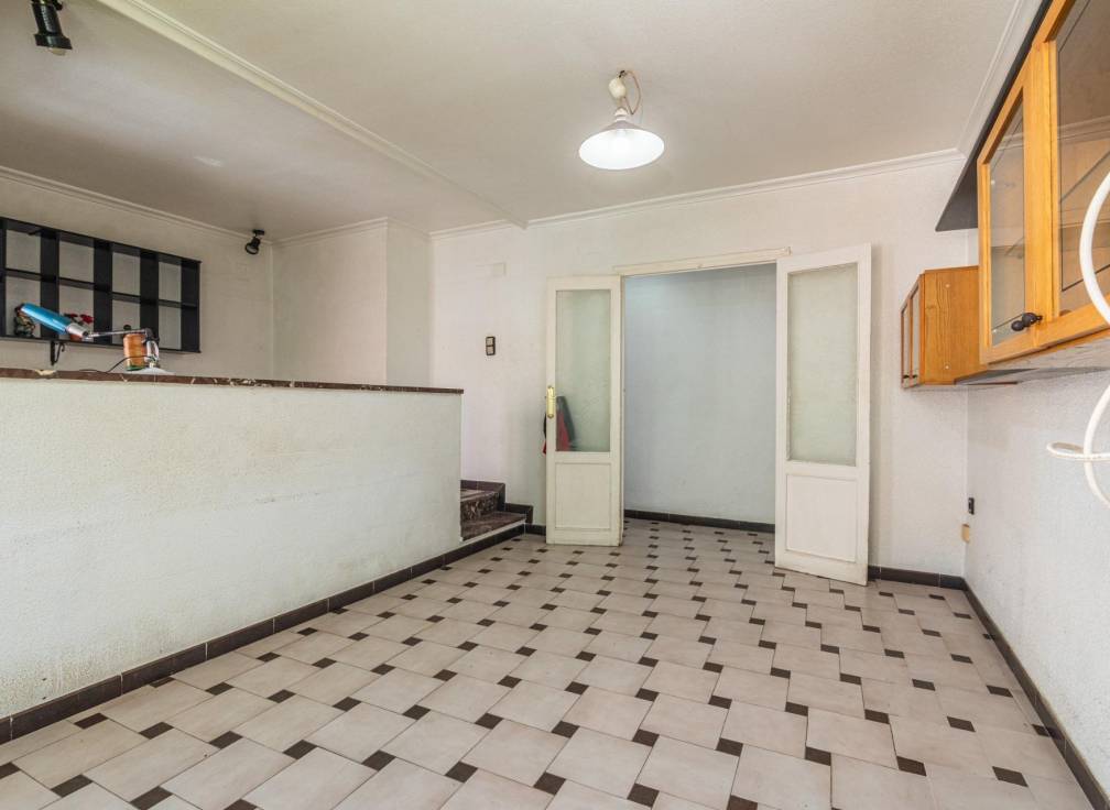 Resale - Flat - Elche - Asilo - Pisos Azules