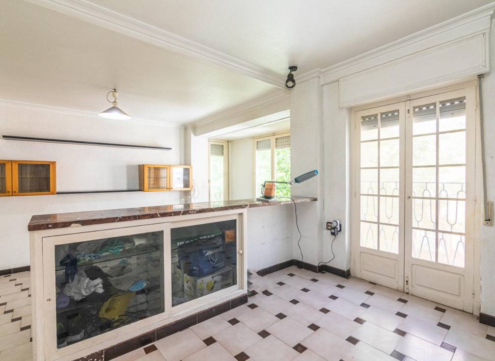 Resale - Flat - Elche - Asilo - Pisos Azules