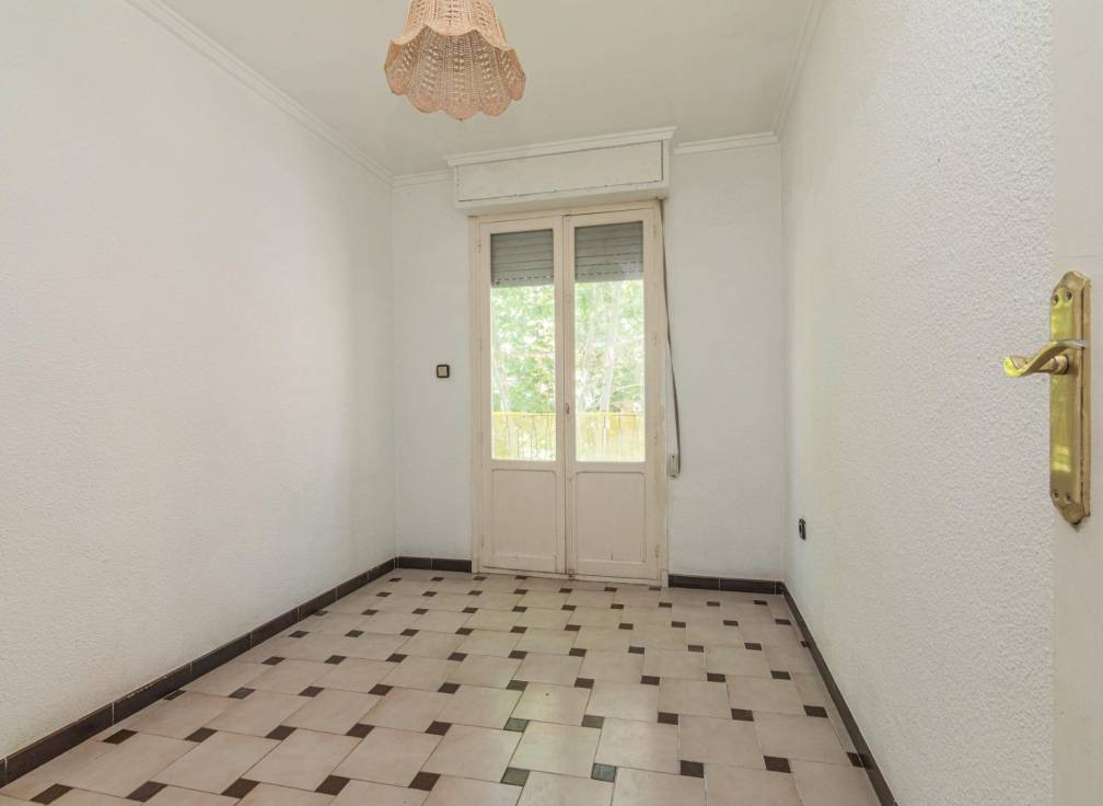 Resale - Flat - Elche - Asilo - Pisos Azules