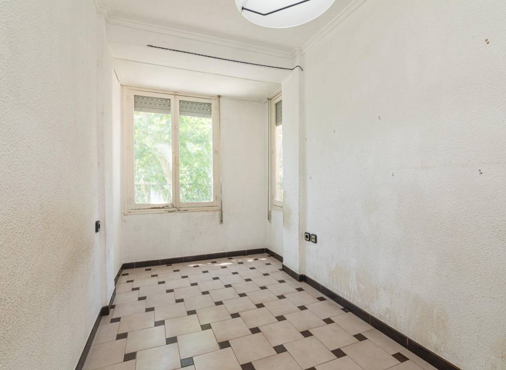 Resale - Flat - Elche - Asilo - Pisos Azules