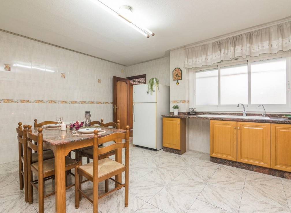 Resale - Flat - Elche - Centro