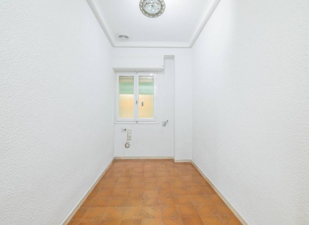 Resale - Flat - Elche - Centro