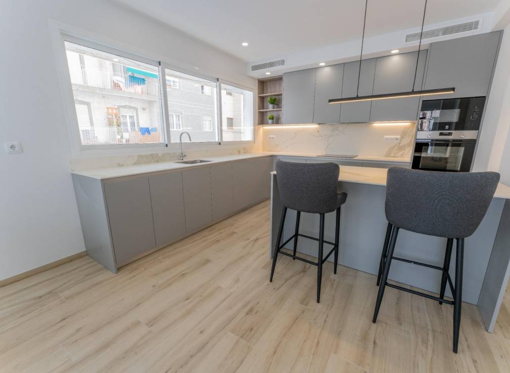 Resale - Flat - Elche - Centro