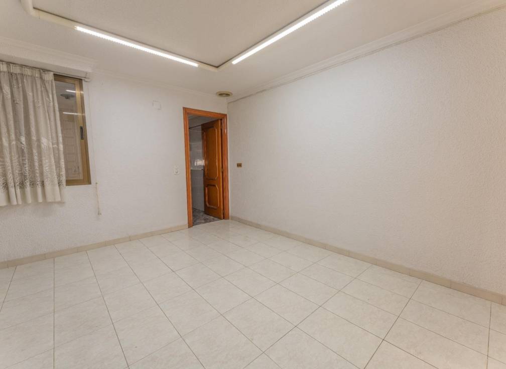 Resale - Flat - Elche - Centro