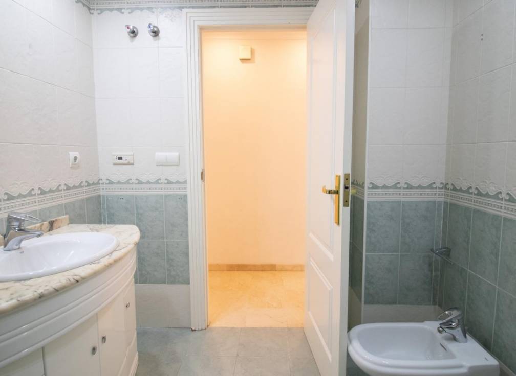 Resale - Flat - Elche - Centro