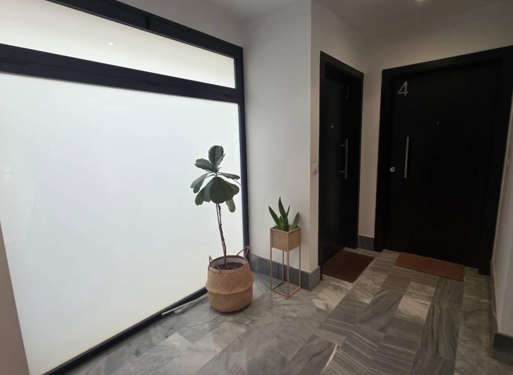 Resale - Flat - Elche - Ciudad Jardin