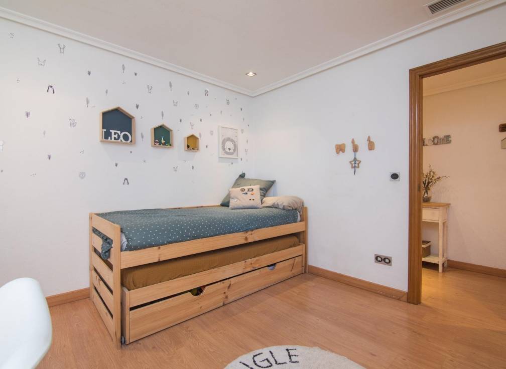 Resale - Flat - Elche - Corte Ingles