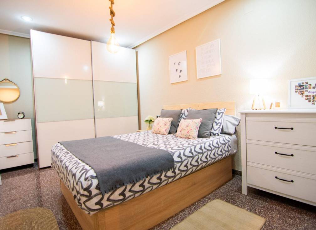 Resale - Flat - Elche - Cortes valencianas