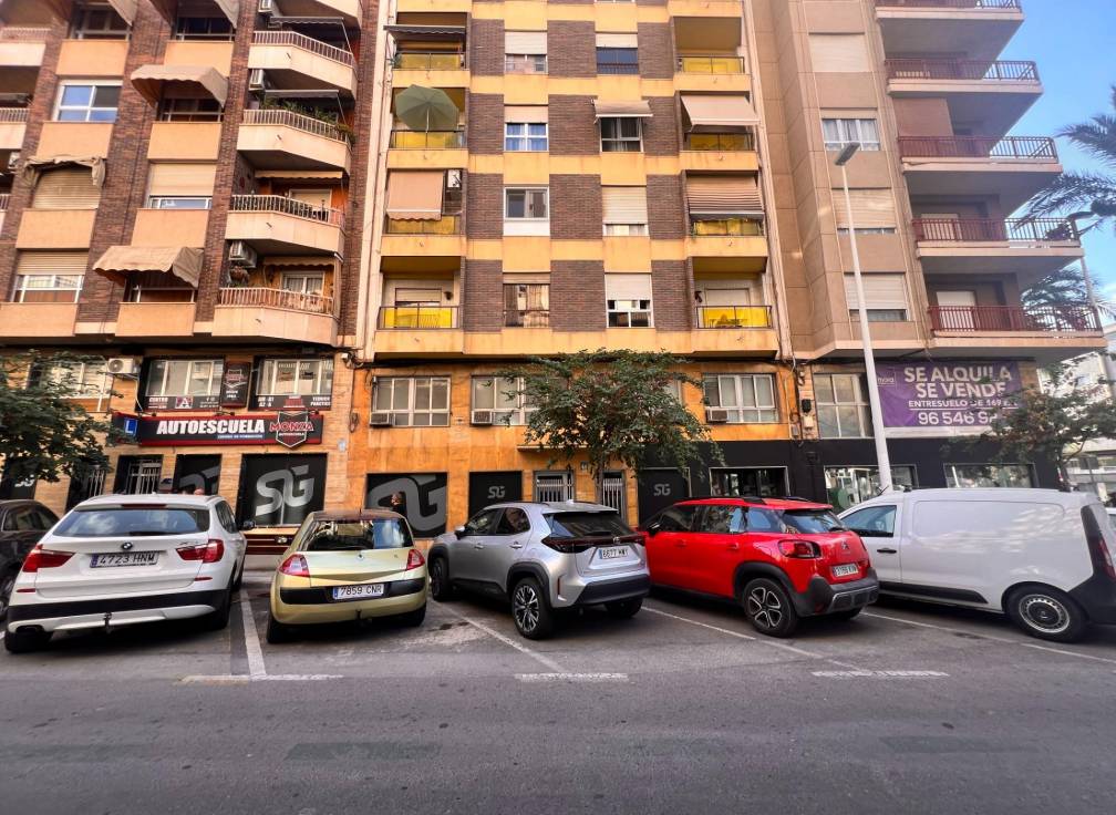 Resale - Flat - Elche - Plaza Crevillente-Juzgados