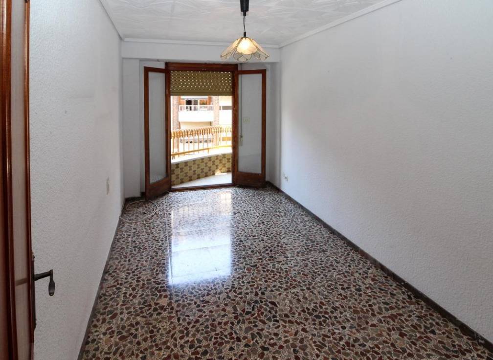 Resale - Flat - Elche - Plaza Crevillente-Juzgados