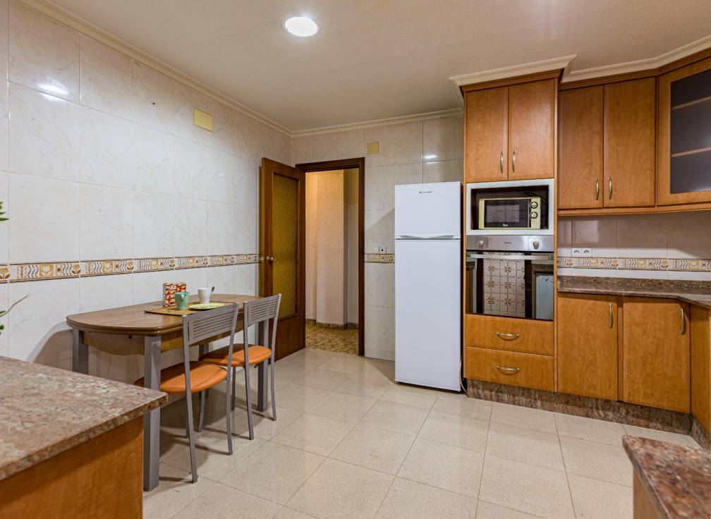 Resale - Flat - Elche - Plaza Crevillente