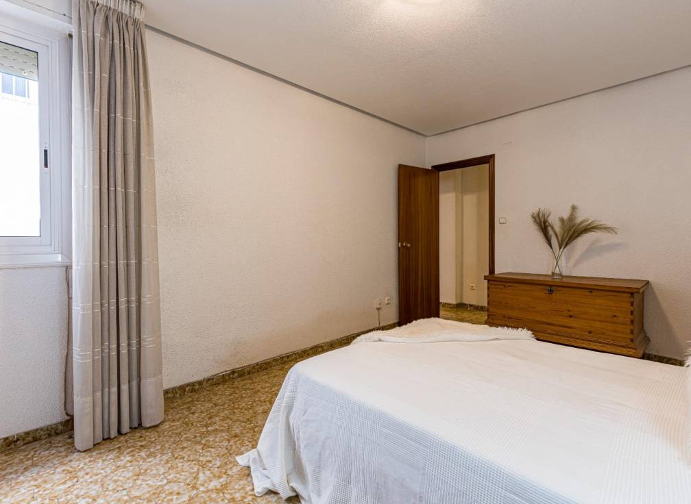 Resale - Flat - Elche - Plaza Crevillente